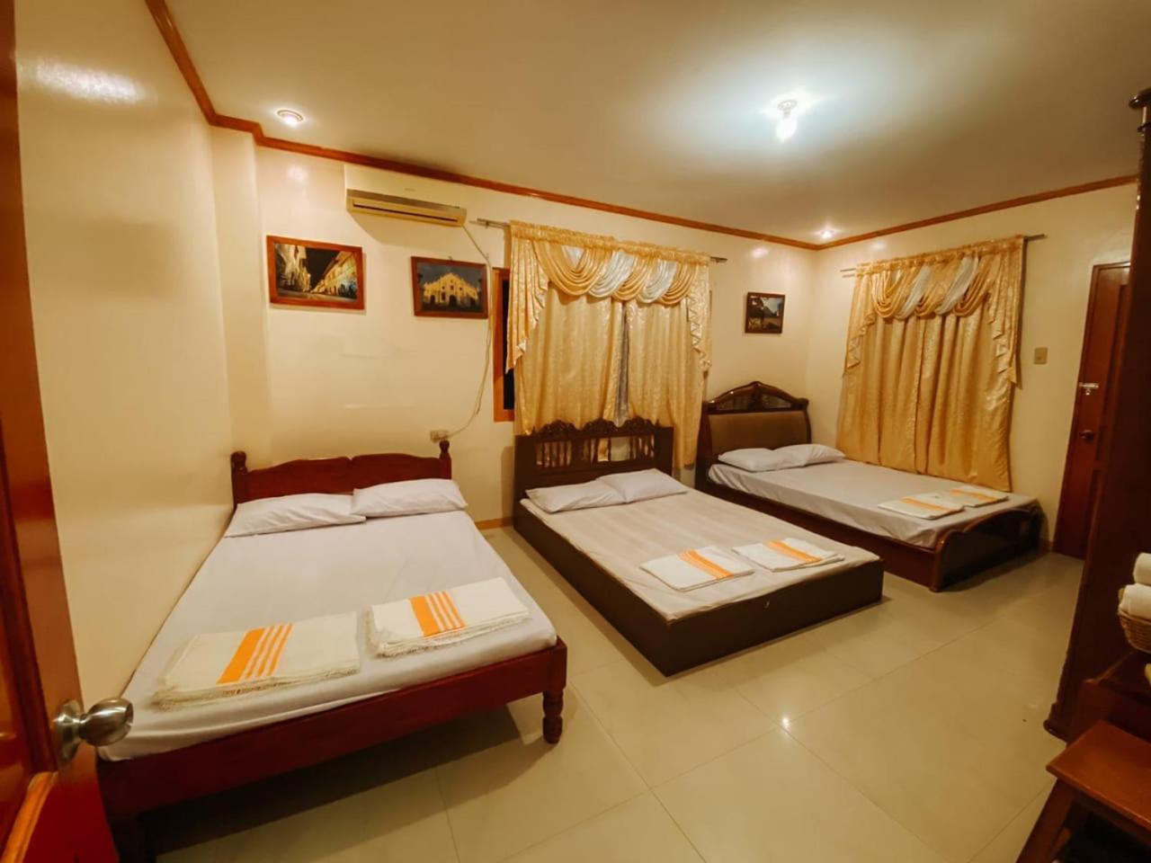 The Orange House - Vigan Villa Εξωτερικό φωτογραφία