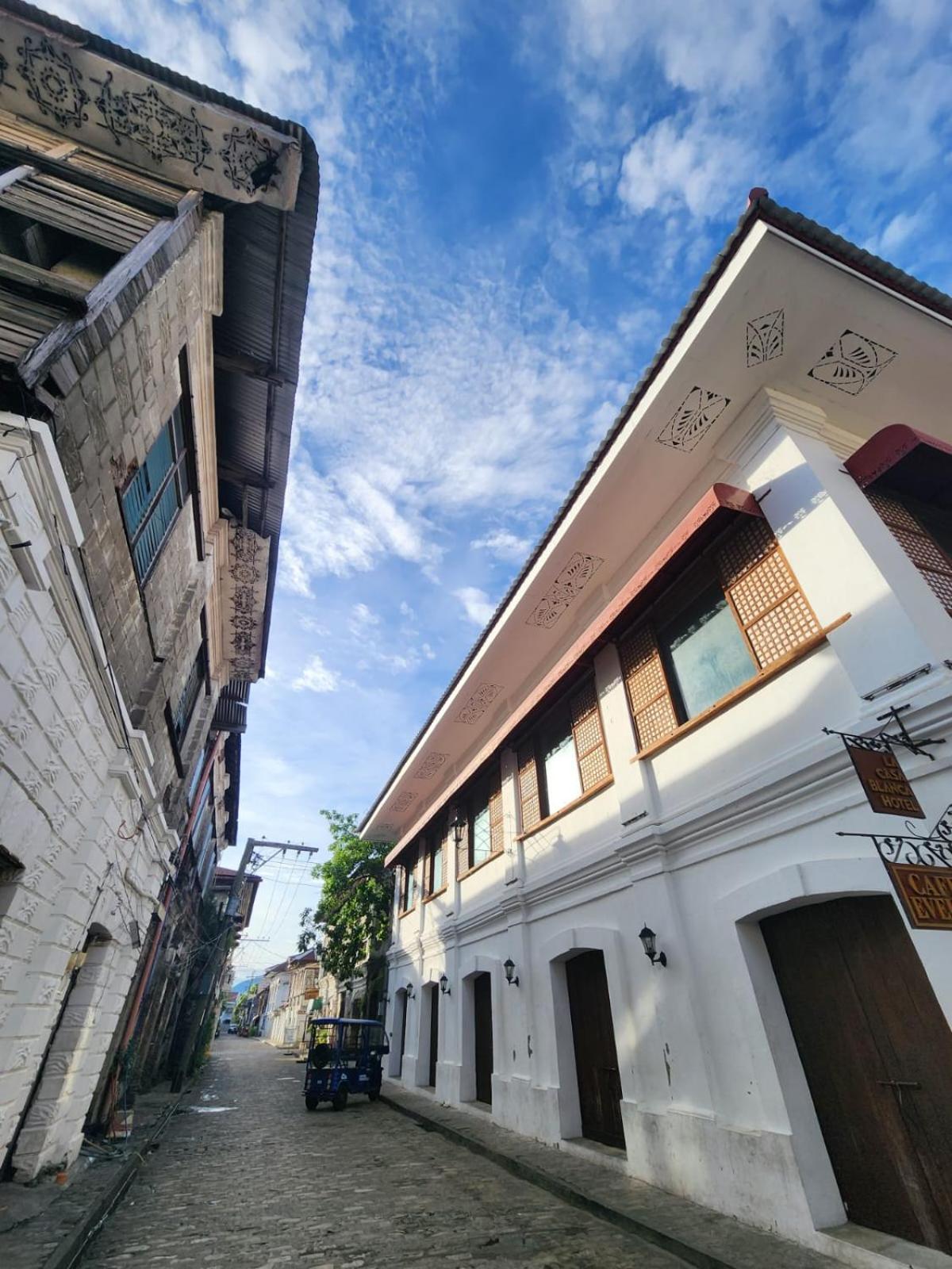 The Orange House - Vigan Villa Εξωτερικό φωτογραφία